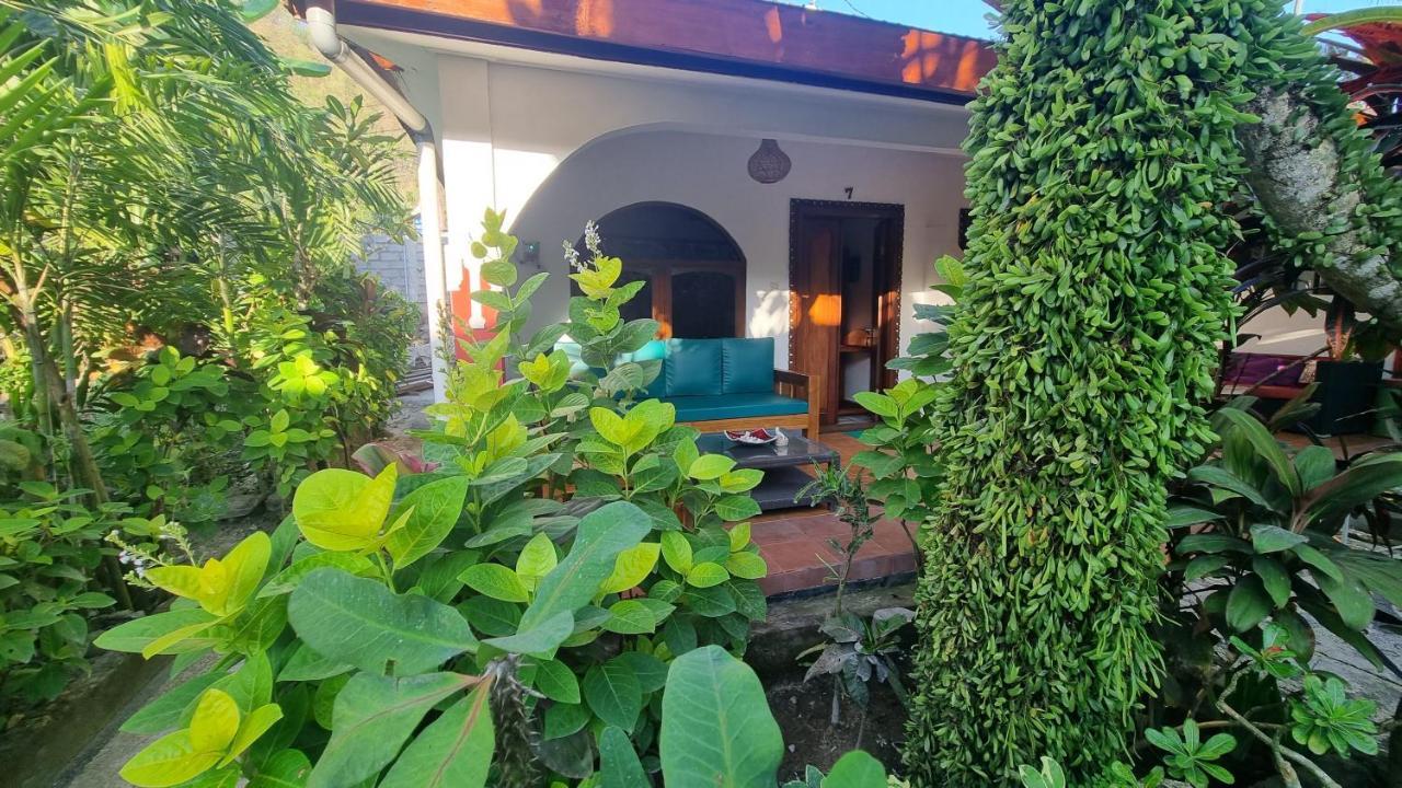 Catra Homestay Beach Apartments Candidasa Eksteriør billede